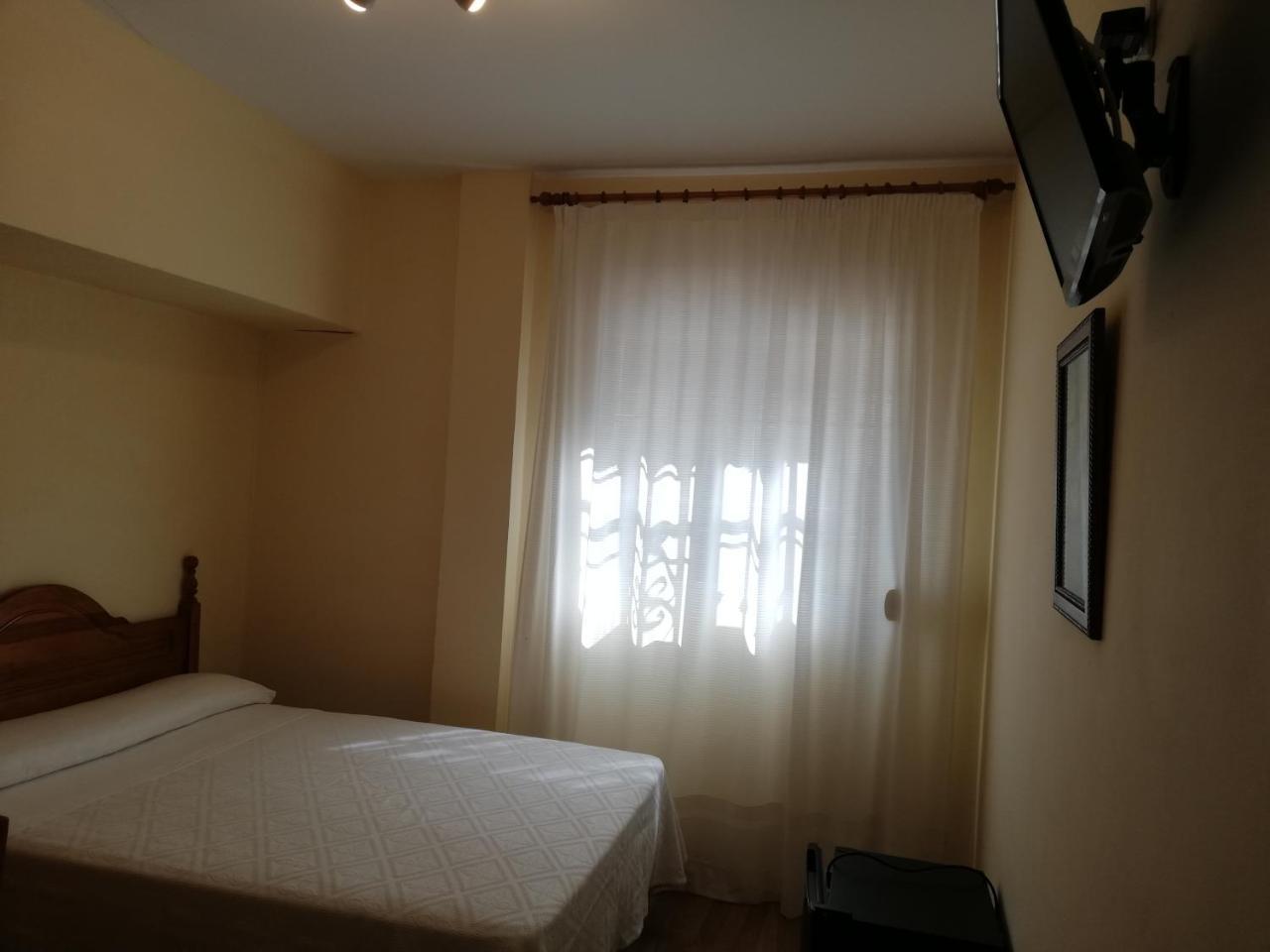 Hotel Labella Maria Pinos Genil Exteriér fotografie