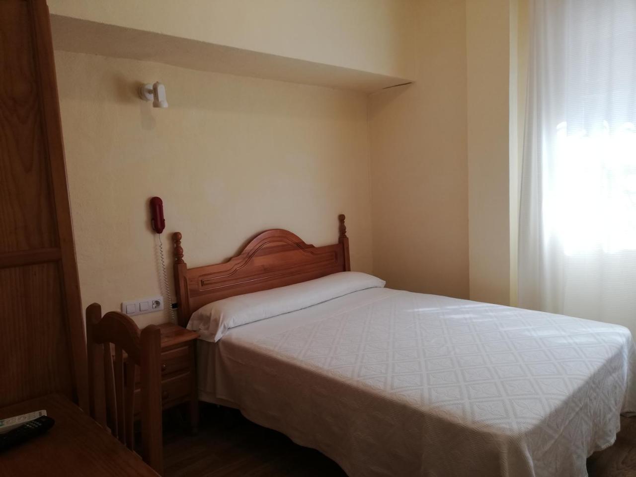 Hotel Labella Maria Pinos Genil Exteriér fotografie