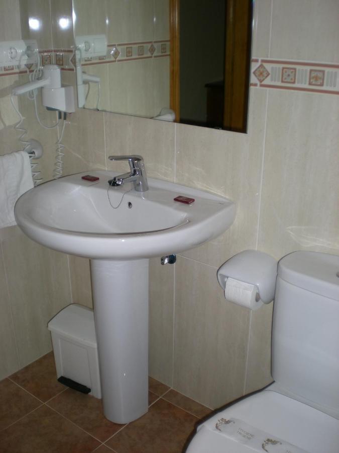 Hotel Labella Maria Pinos Genil Pokoj fotografie